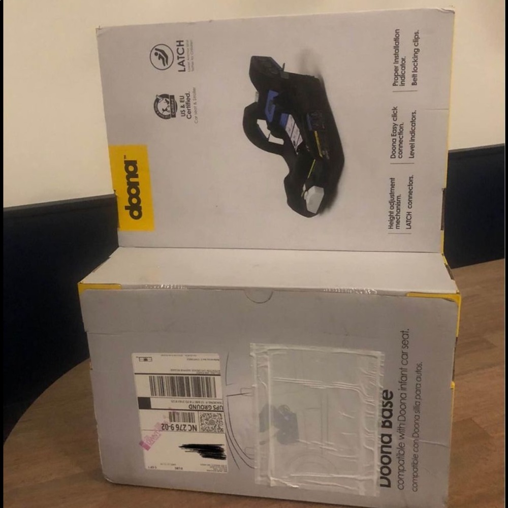 Doona Latch Base - Unopened Box Brand New